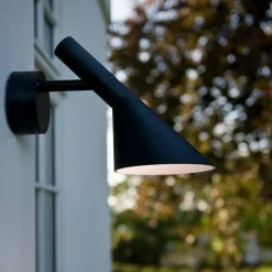 Louis Poulsen AJ 50 LED Wandleuchte