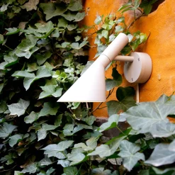 Louis Poulsen AJ 50 LED Wandleuchte