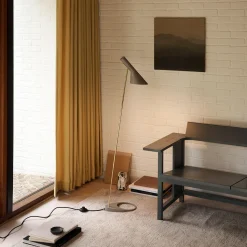 Louis Poulsen AJ Stehleuchte