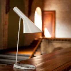 Louis Poulsen AJ Tischleuchte