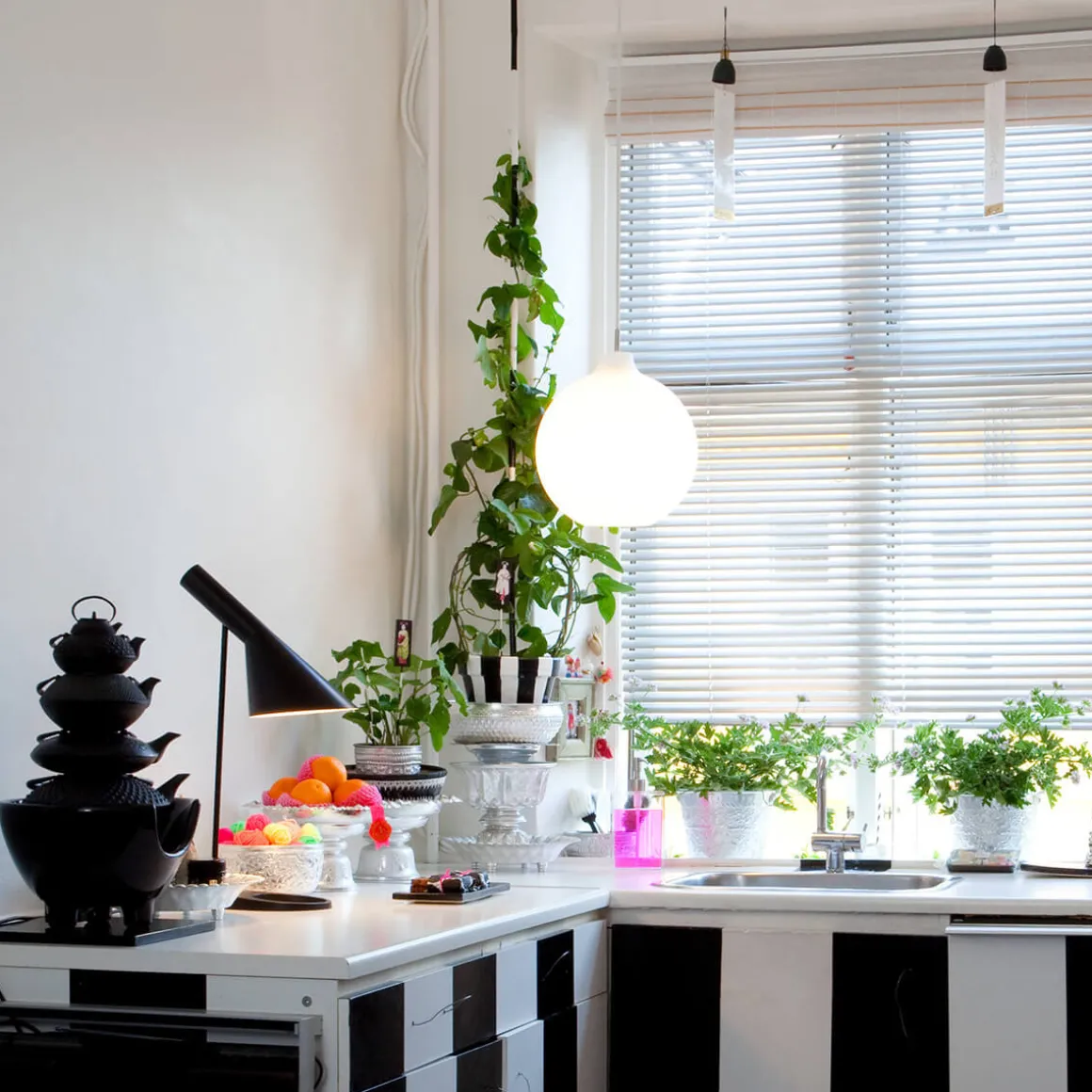 Louis Poulsen AJ Tischleuchte