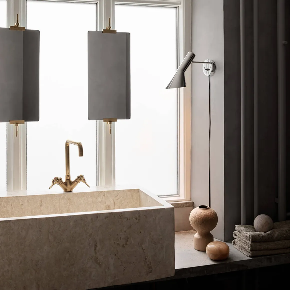 Louis Poulsen AJ Wandleuchte