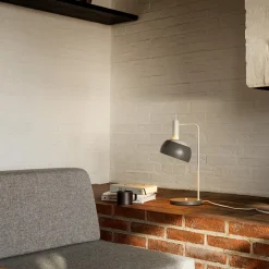 Louis Poulsen FJ Elements Tischleuchte