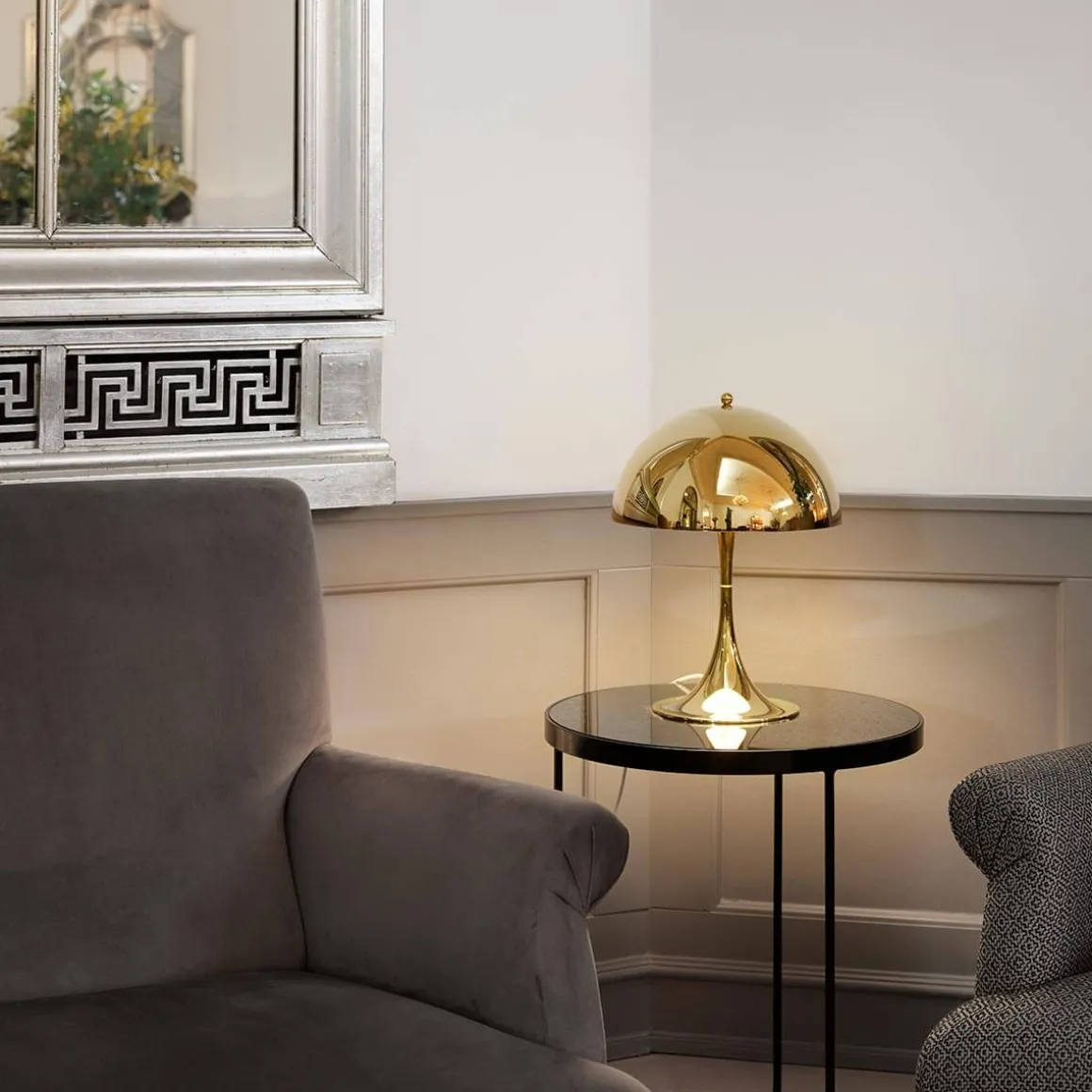 Louis Poulsen Panthella 320 Tischleuchte, 1. Generation