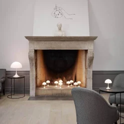 Louis Poulsen Panthella 400 Tischleuchte