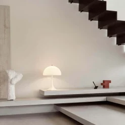 Louis Poulsen Panthella 400 Tischleuchte