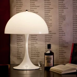 Louis Poulsen Panthella 400 Tischleuchte