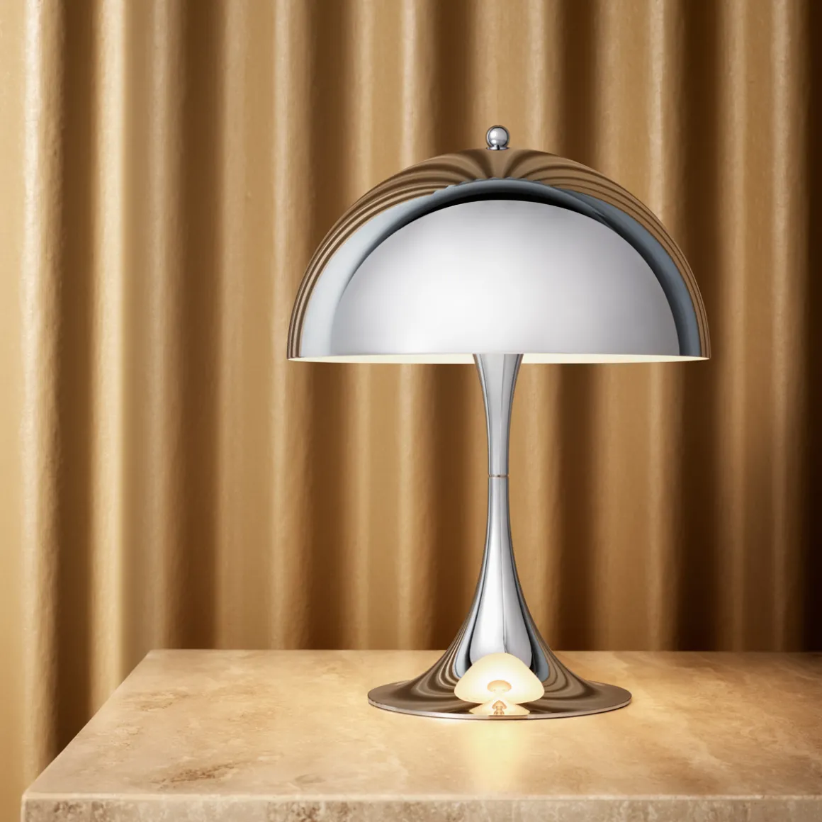 Louis Poulsen Panthella 250 LED Tischleuchte