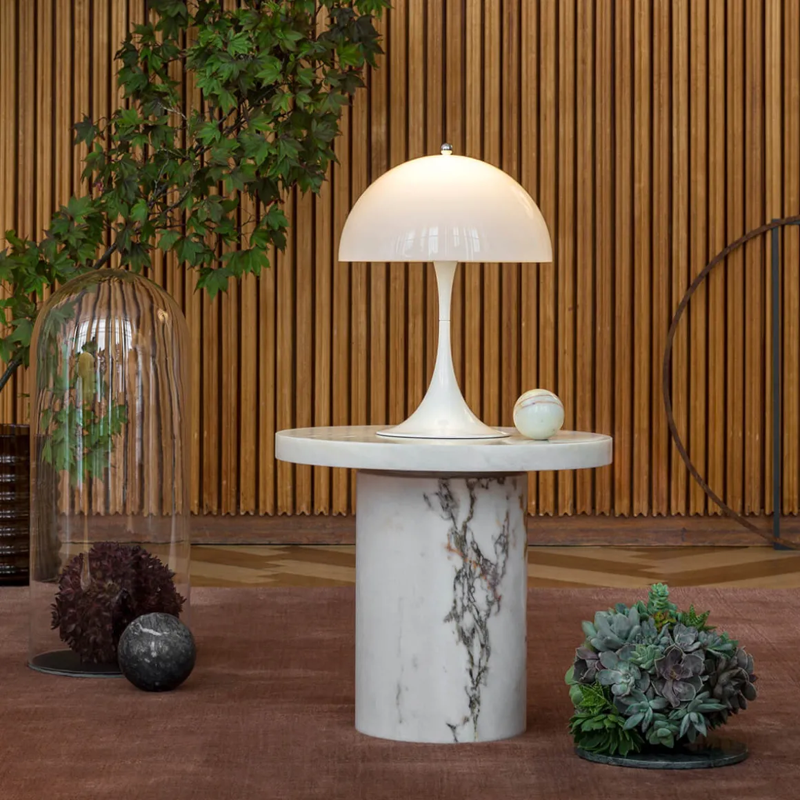 Louis Poulsen Panthella 250 LED Tischleuchte