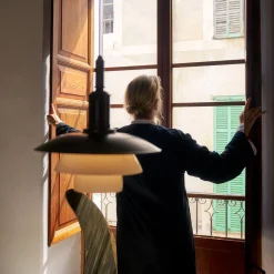 Louis Poulsen PH 3/3 Aged Brass Opal Pendelleuchte