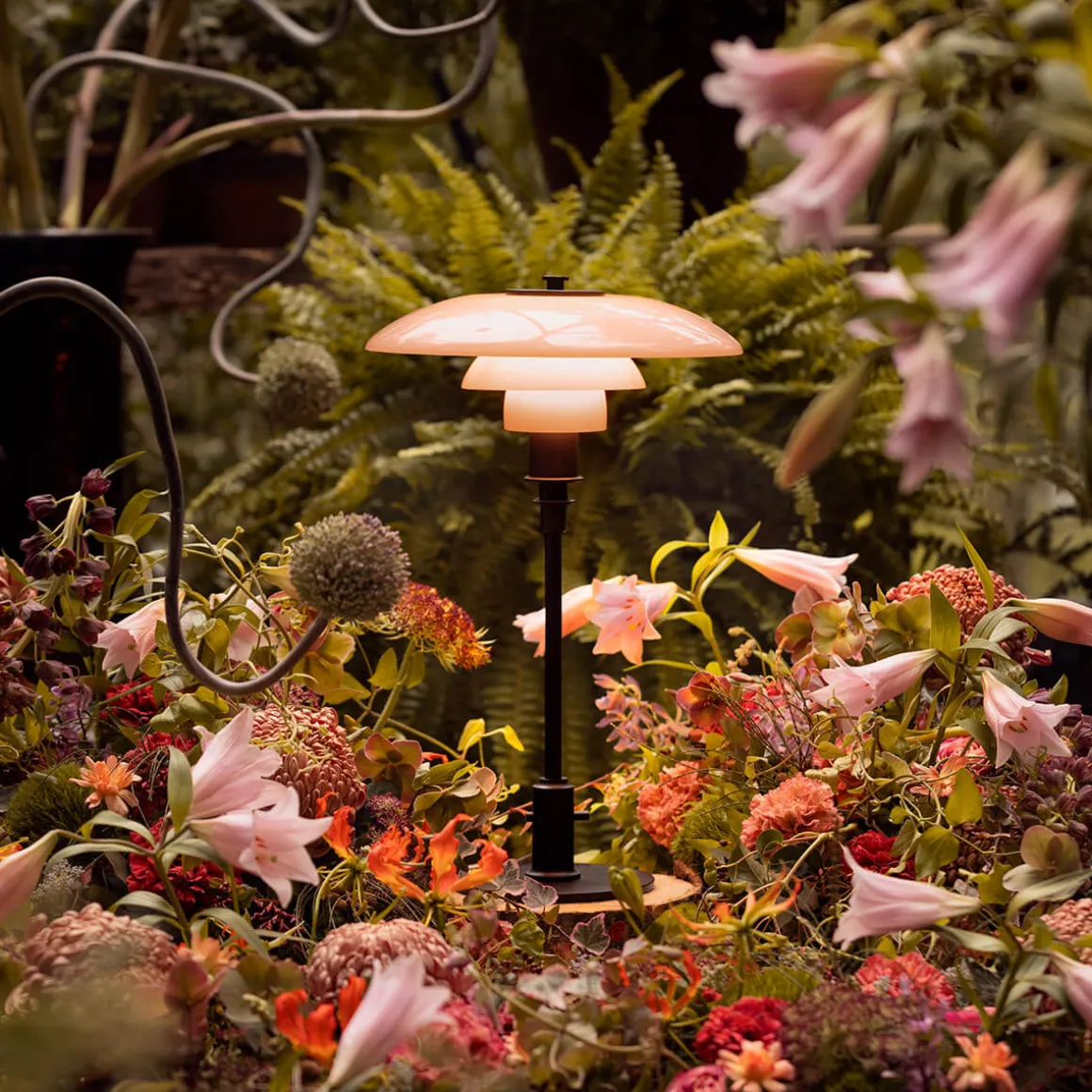 Louis Poulsen PH 3/2 Dusty Terracotta Tischleuchte Limited Edition