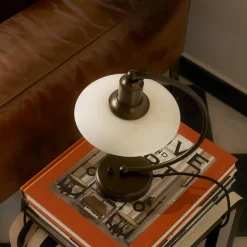 Louis Poulsen PH 2/2 Luna Aged Brass Opal Tischleuchte