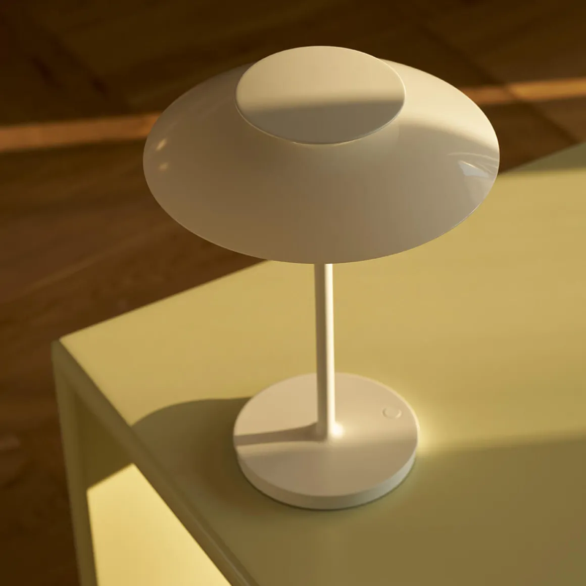 Louis Poulsen PH 80 Portable LED Akkuleuchte