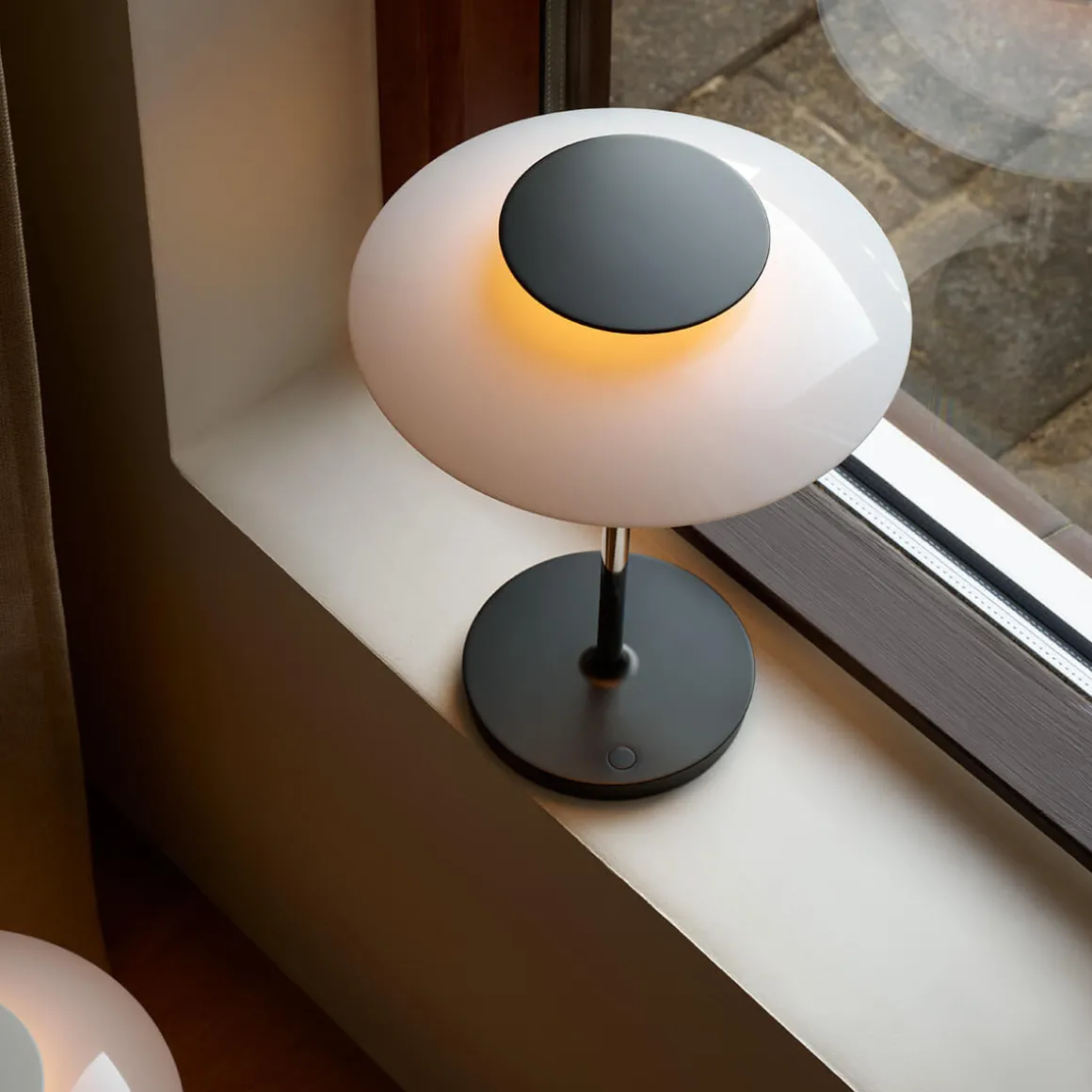 Louis Poulsen PH 80 Portable LED Akkuleuchte