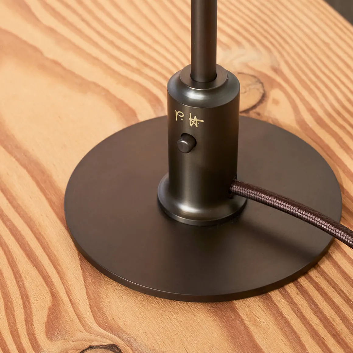 Louis Poulsen PH 2/1 Tischleuchte Limited Edition