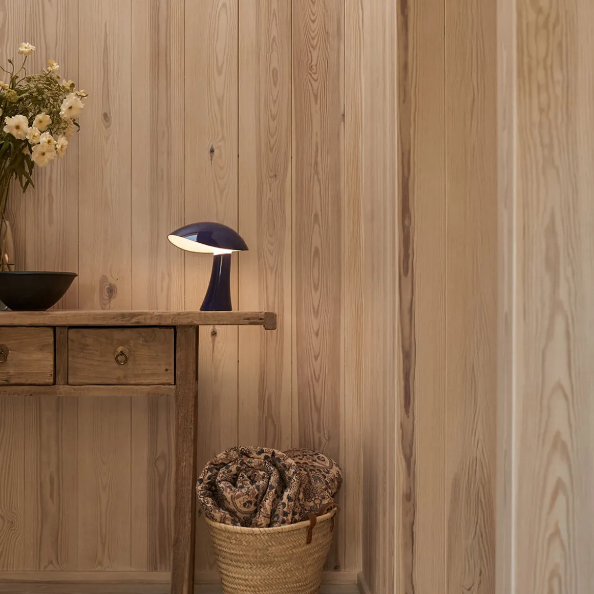 Louis Poulsen Rumee 220 Portable LED Akkuleuchte