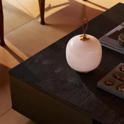 Louis Poulsen VL 45 Radiohus Portable LED Akkuleuchte