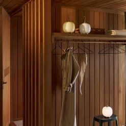 Louis Poulsen VL 45 Radiohus Portable LED Akkuleuchte