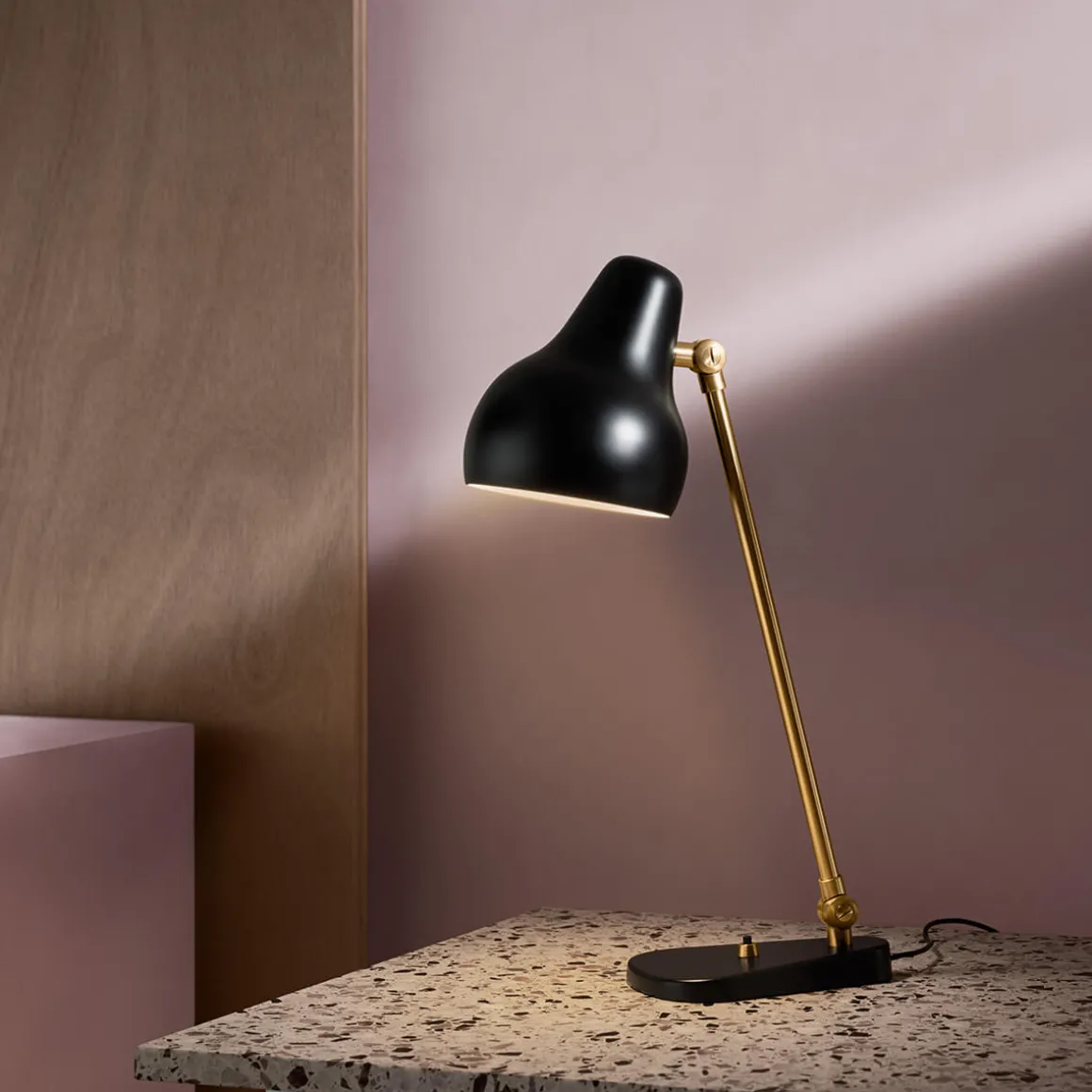 Louis Poulsen VL38 LED Tischleuchte