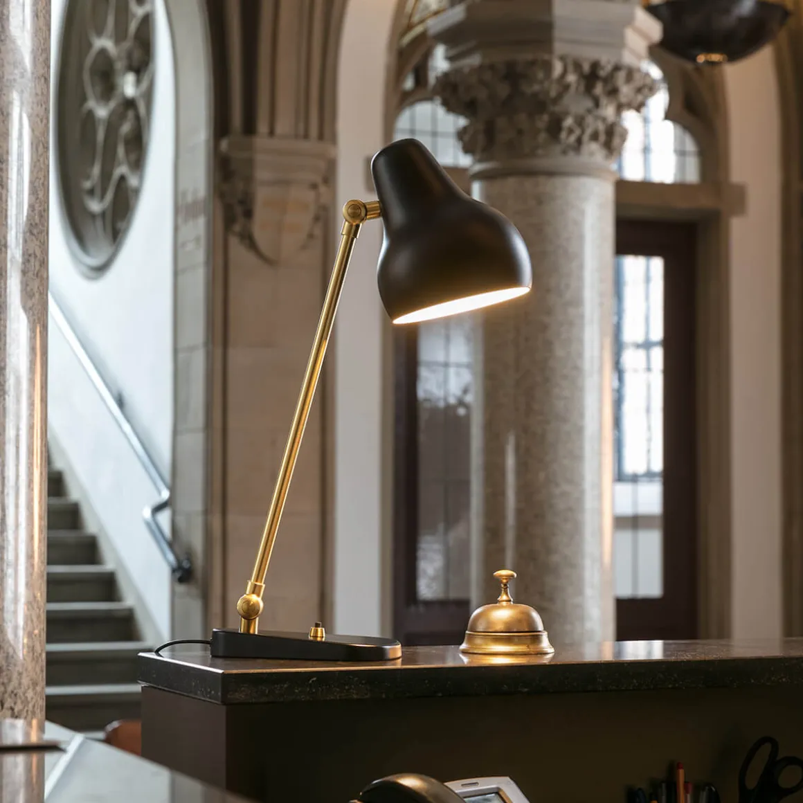 Louis Poulsen VL38 LED Tischleuchte