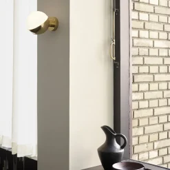 Louis Poulsen VL Studio Wandleuchte