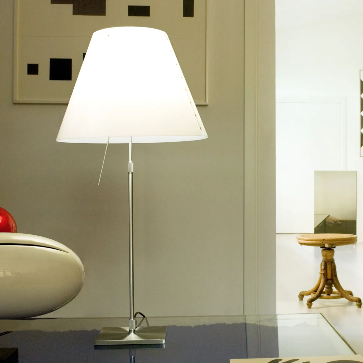 Luceplan Costanza Tavolo Teleskop mit Touchdimmer und Diffusor