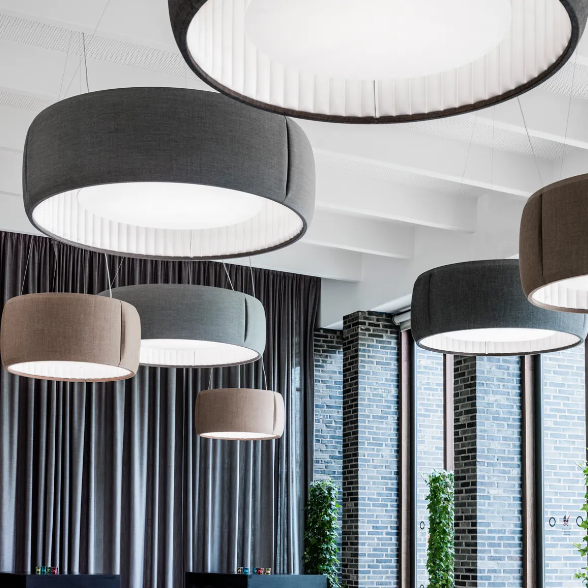 Luceplan Silenzio LED Sospensione, Ø: 90 cm