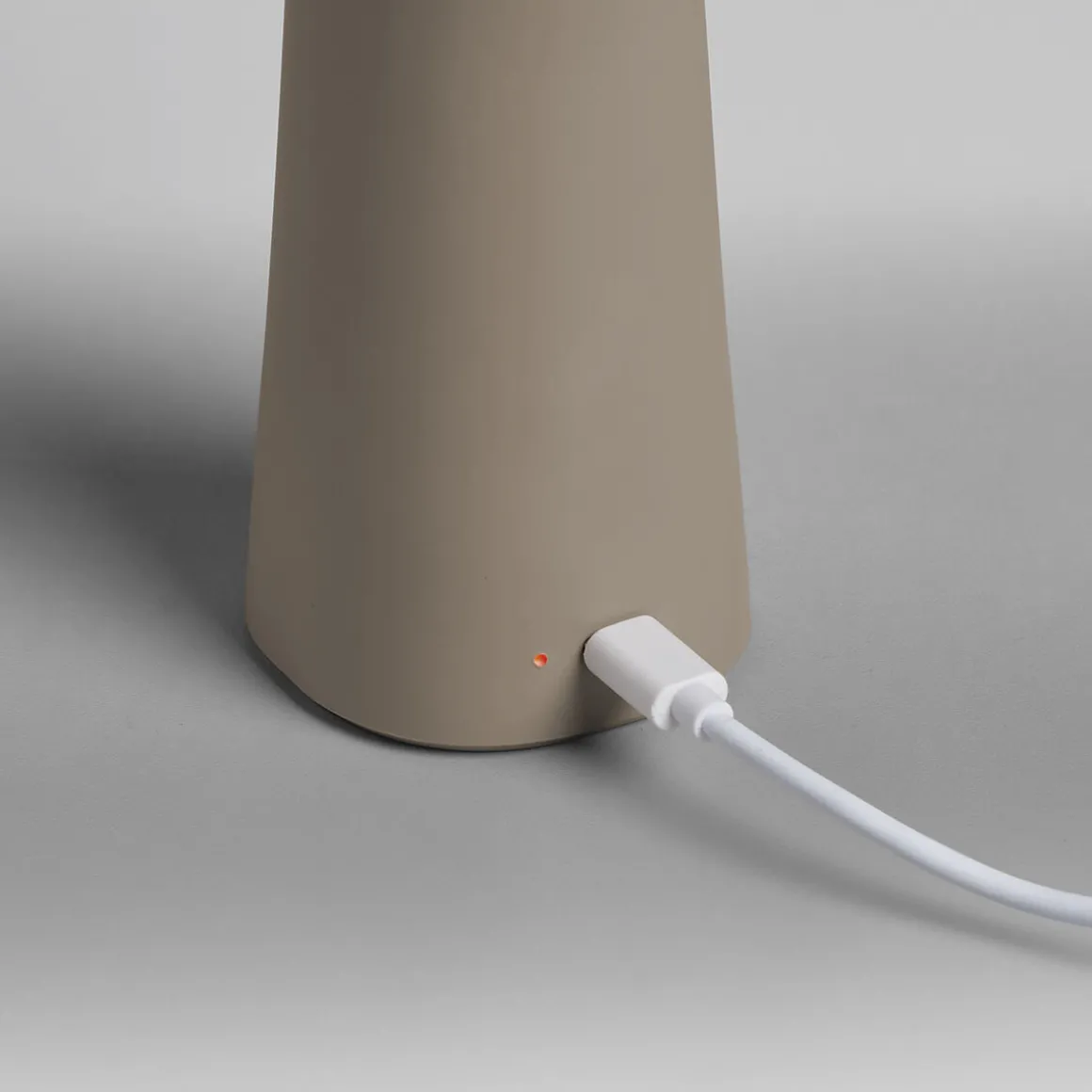 Lupia Licht Mate LED Akkuleuchte