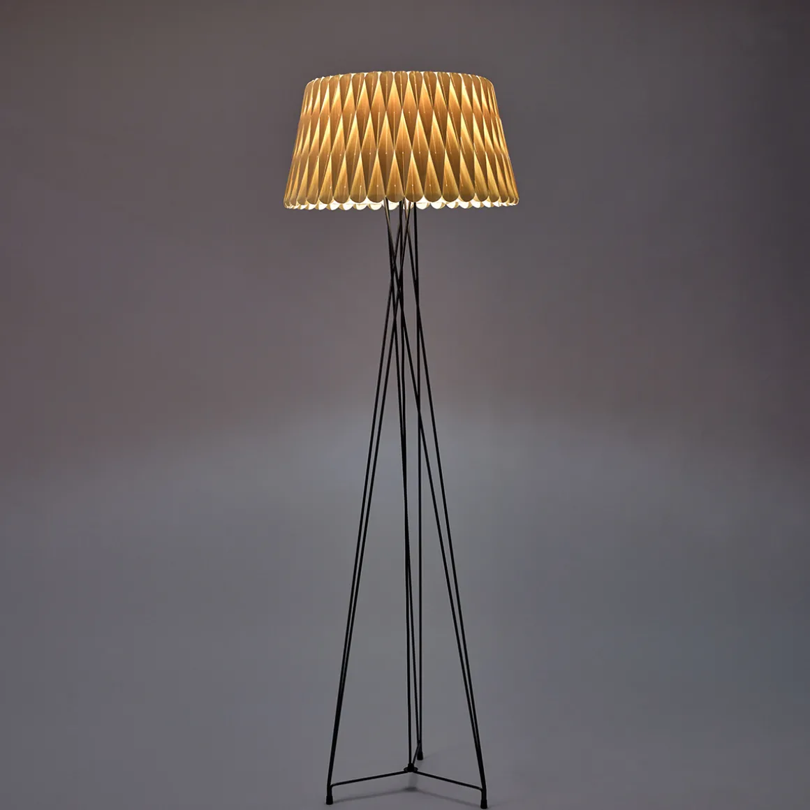 LZF Lamps Lola Stehleuchte, mattschwarz