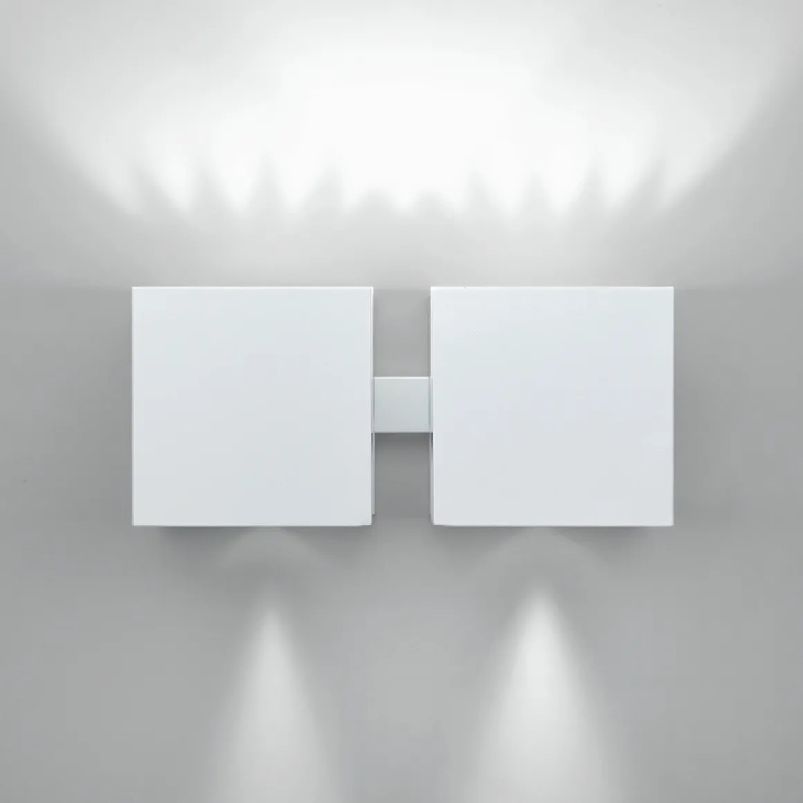 Milan Dau Wandleuchte, 2-flg.