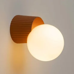 Milan Land Wand- / Deckenleuchte