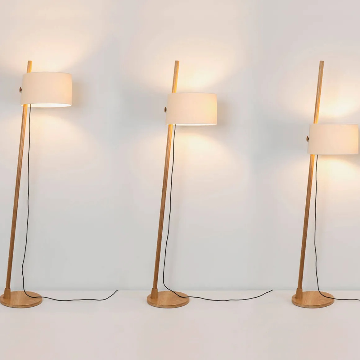 Milan Linood Stehleuchte, geneigt