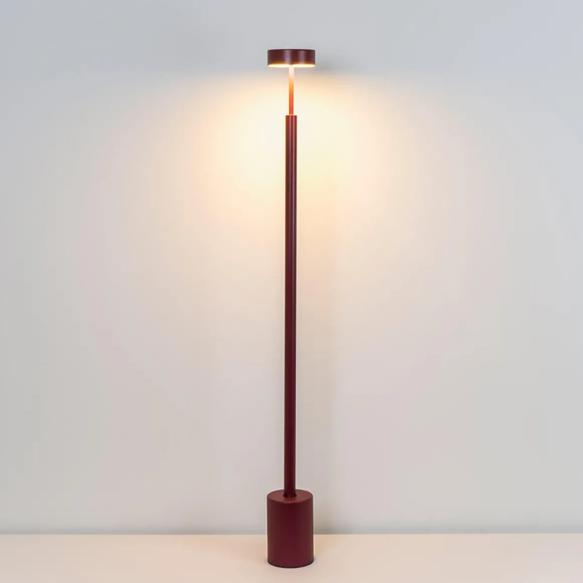 Milan Peak LED Stehleuchte