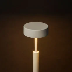 Milan Peak LED Stehleuchte