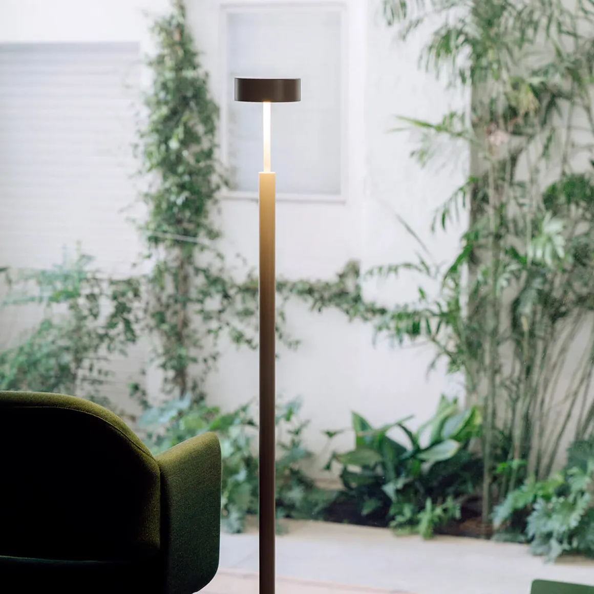 Milan Peak LED Stehleuchte