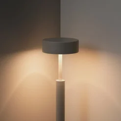 Milan Peak LED Tischleuchte