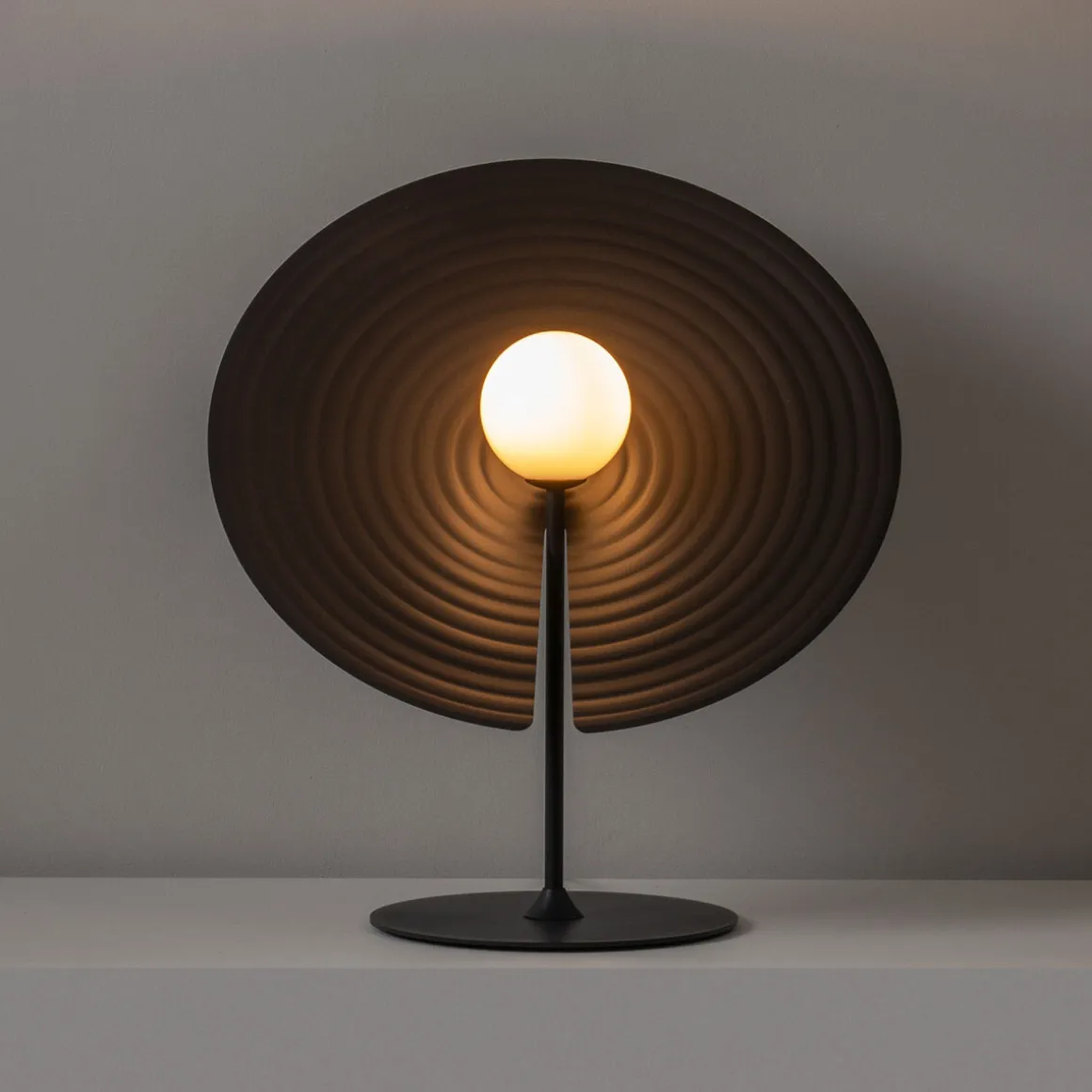 Milan Symphony Tischleuchte