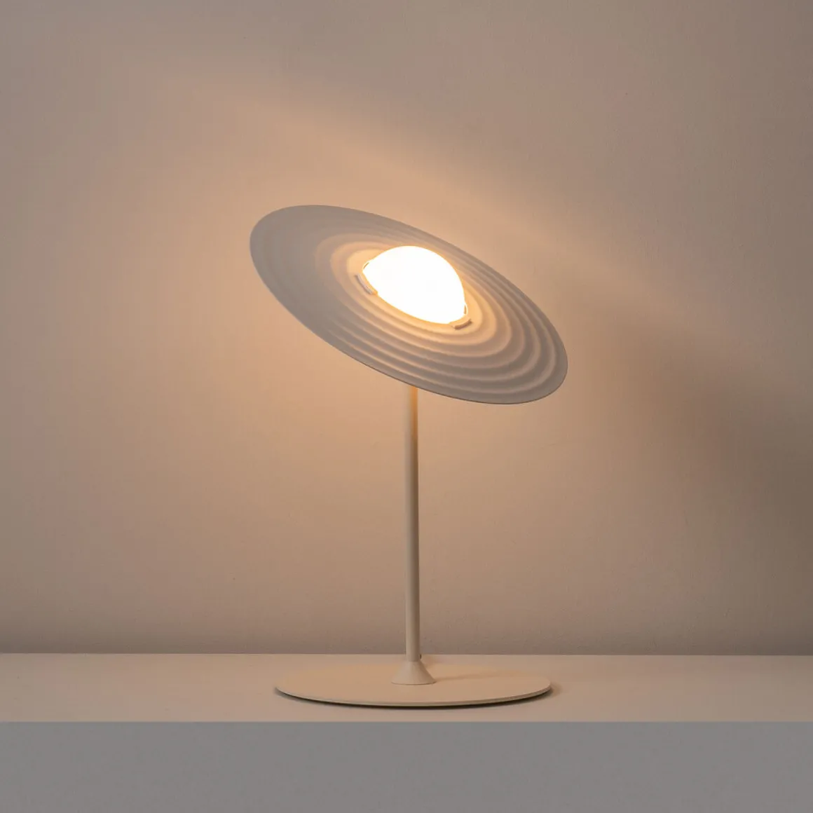 Milan Symphony Tischleuchte