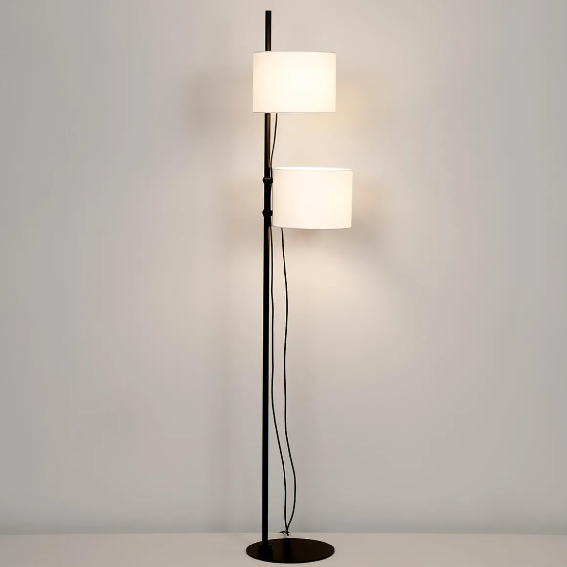 Milan Twain Stehleuchte