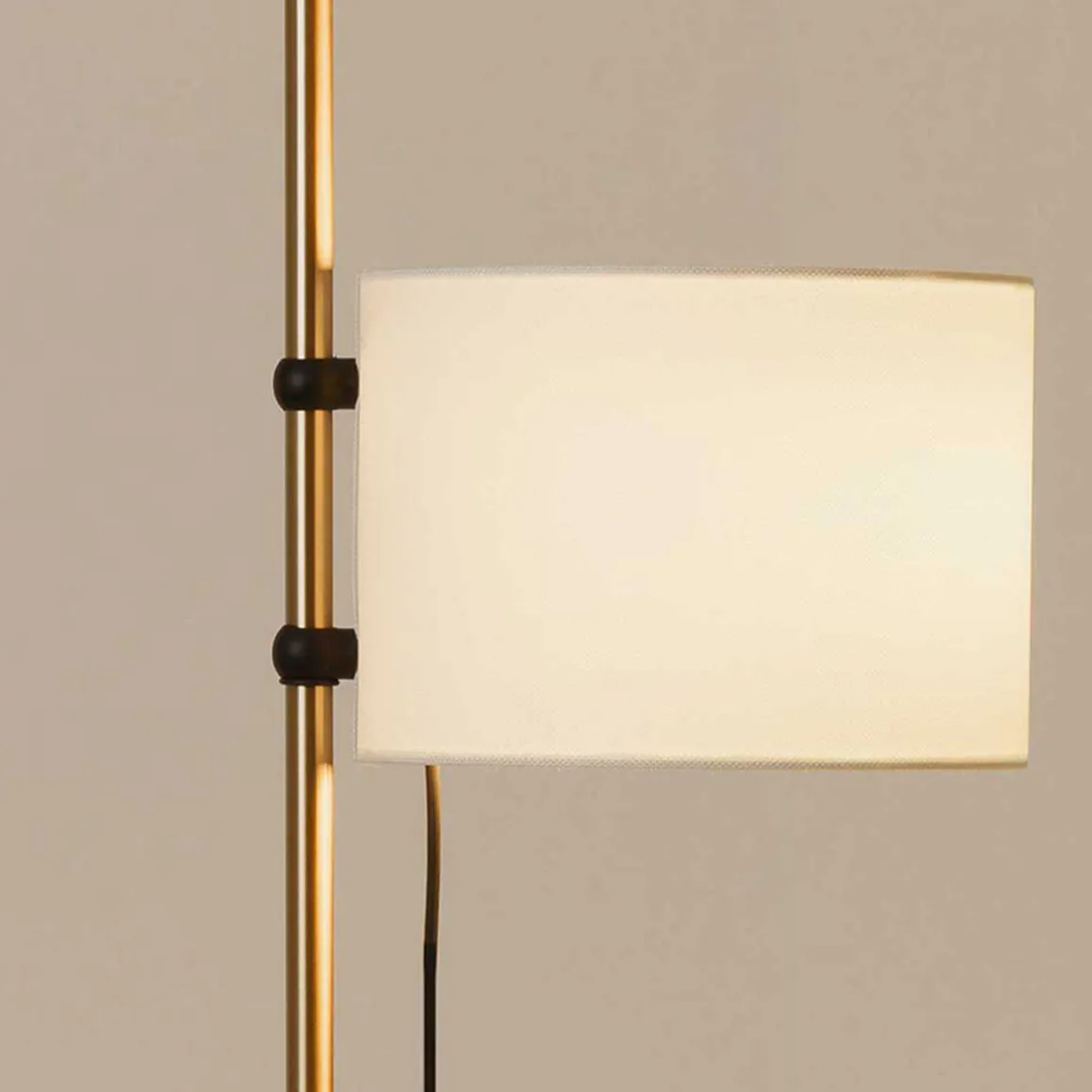 Milan Twain Stehleuchte