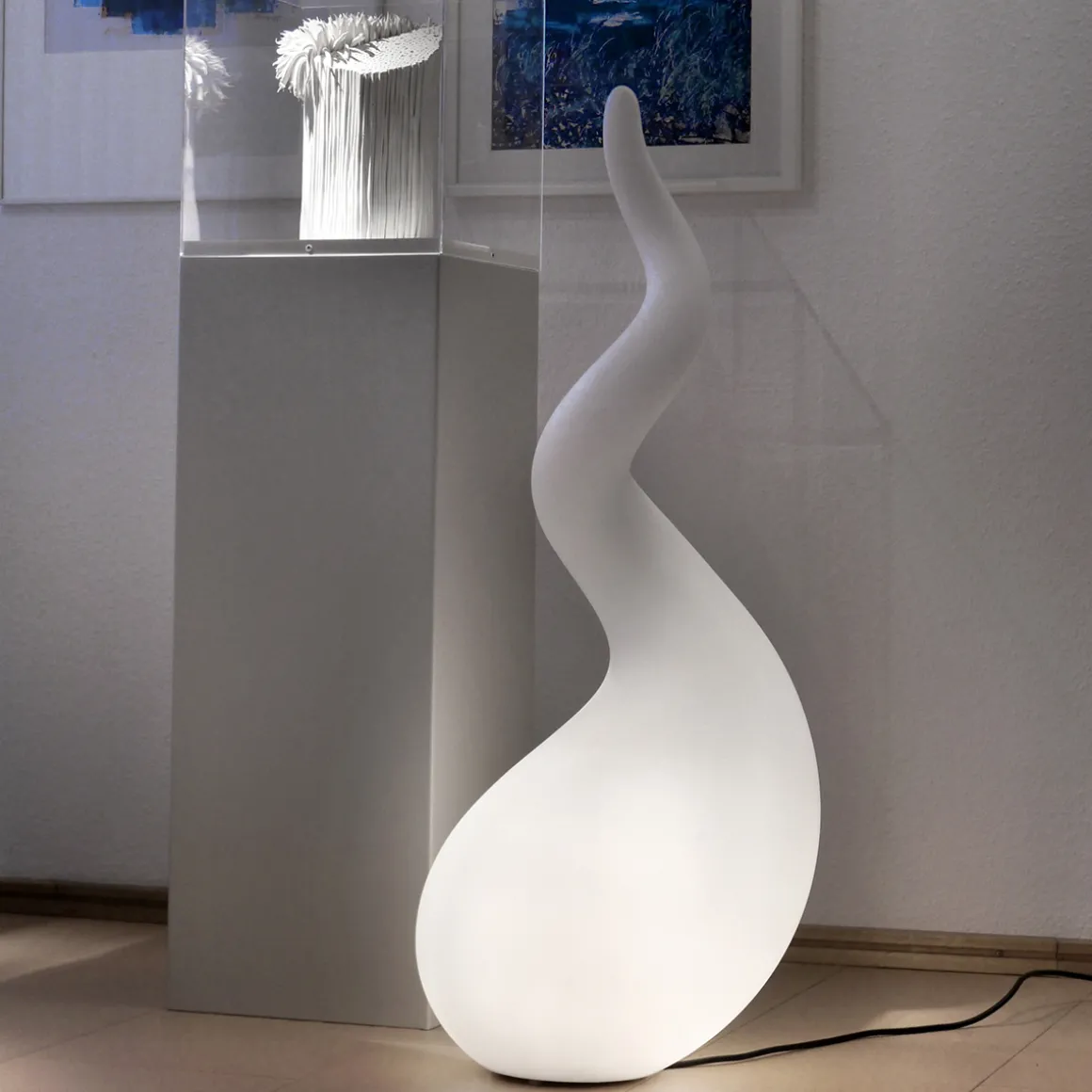 next Alien easy Steh- / Tischleuchte