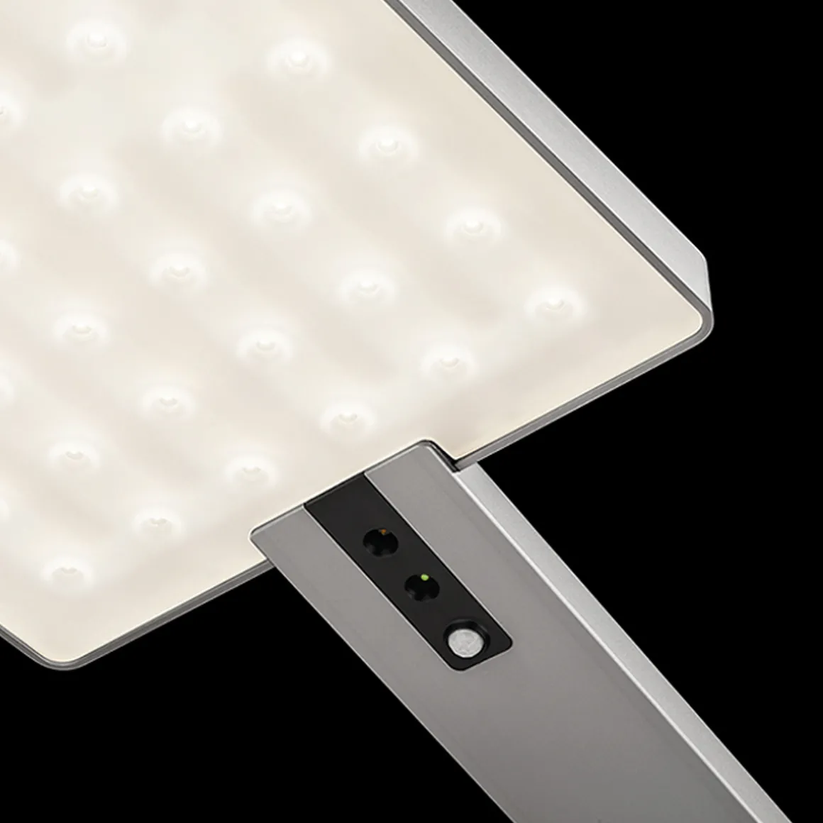 Nimbus Force One Power LED Stehleuchte