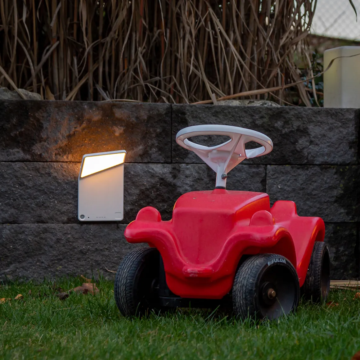 Nimbus Winglet CL LED Akku-Wandleuchte