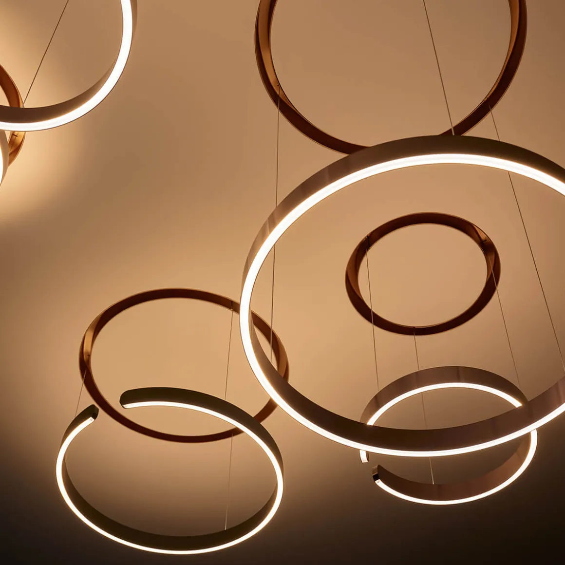 Occhio Mito cosmo 60 move "air" wide Pendelleuchte