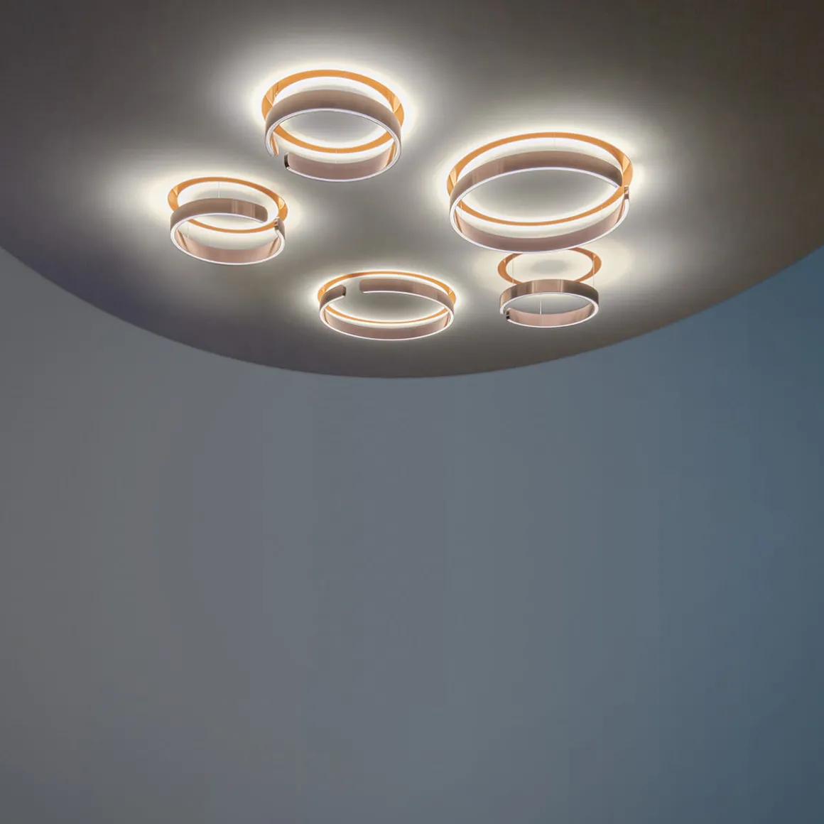 Occhio Mito cosmo 60 move "air" wide Pendelleuchte