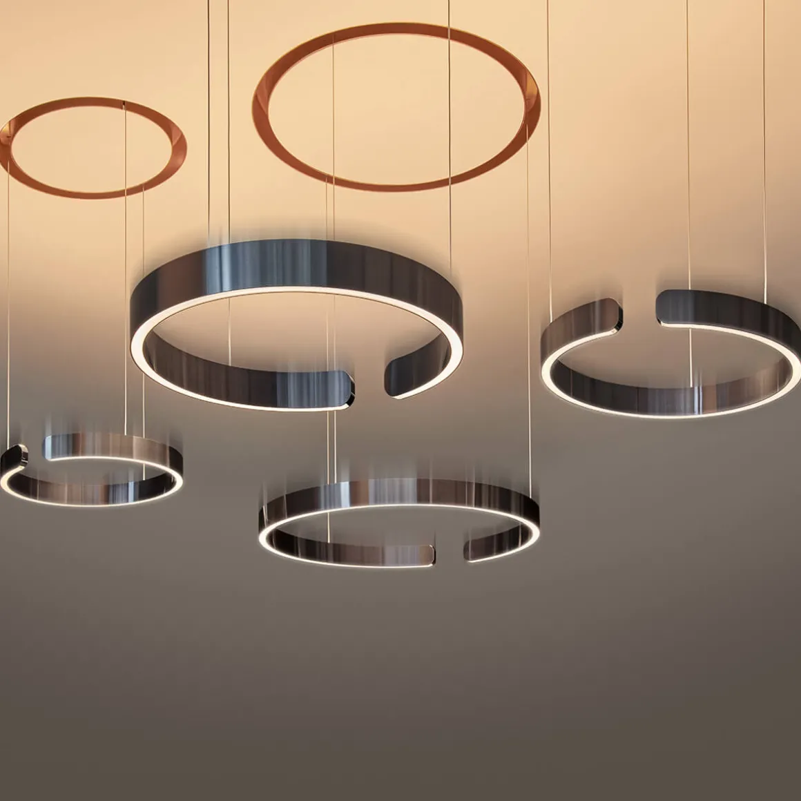 Occhio Mito cosmo 60 move "air" wide Pendelleuchte