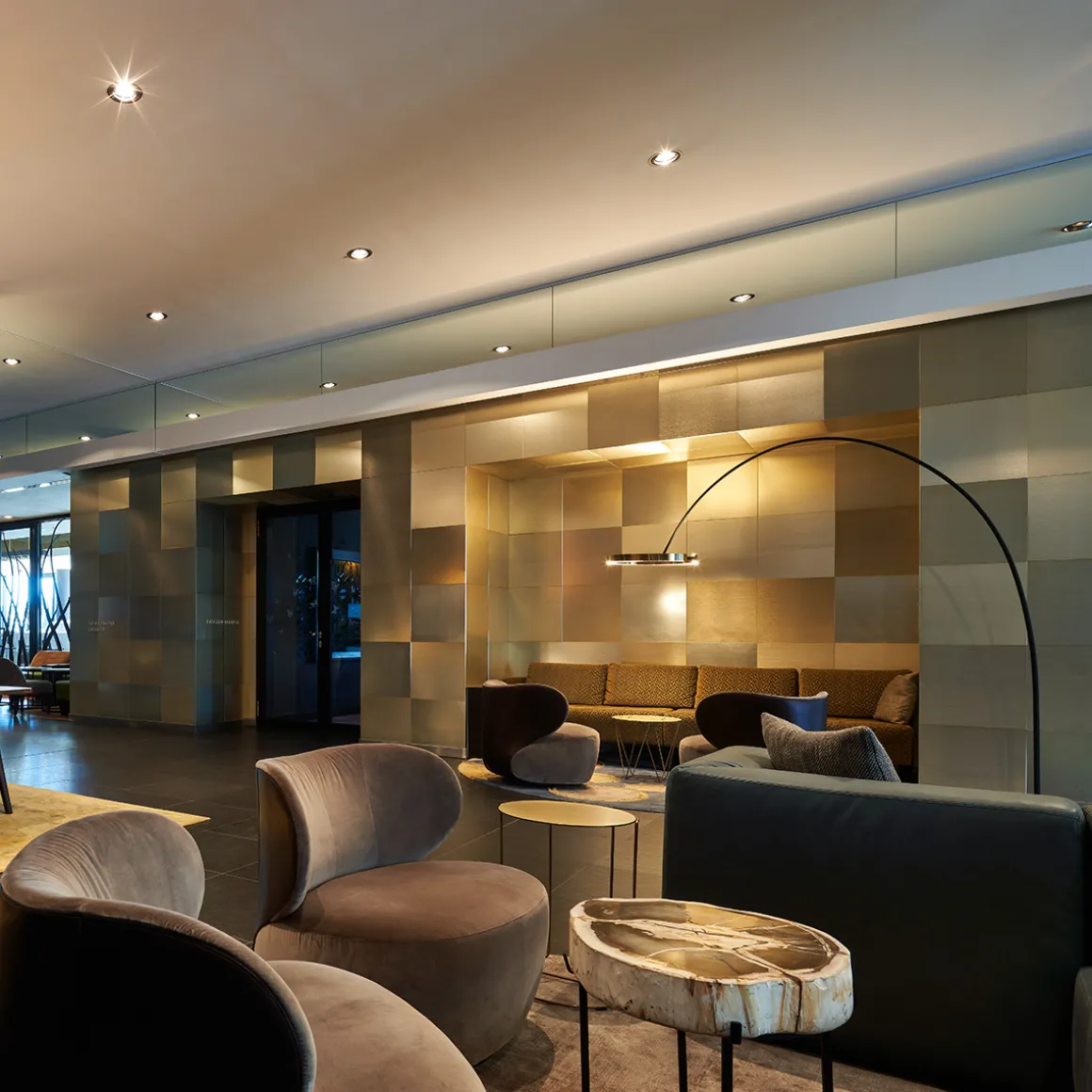 Occhio Mito largo Bogenleuchte