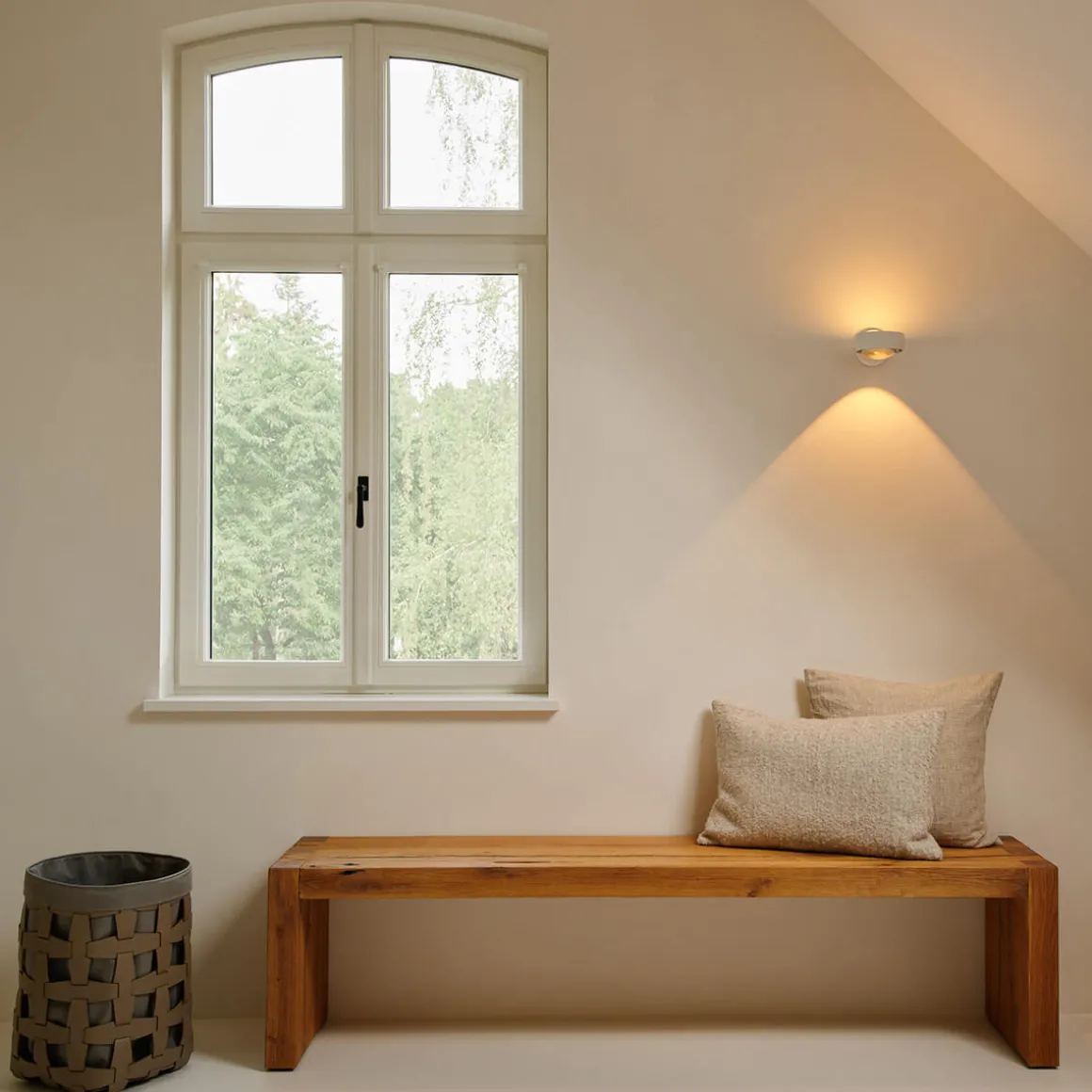 Occhio Sento E verticale up LED Wandleuchte, 2700 K