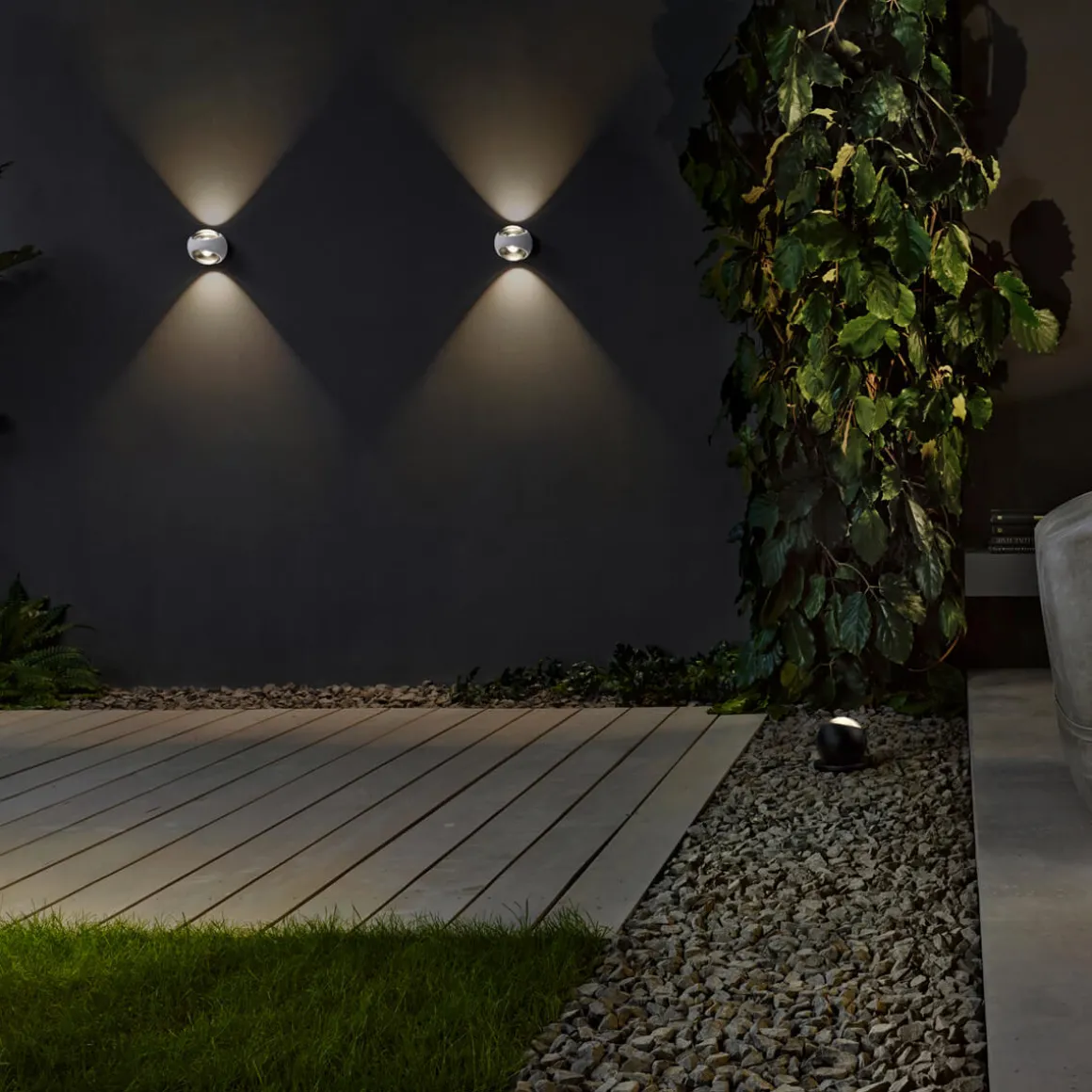 Occhio Sito verticale Volt C80 Wandleuchte