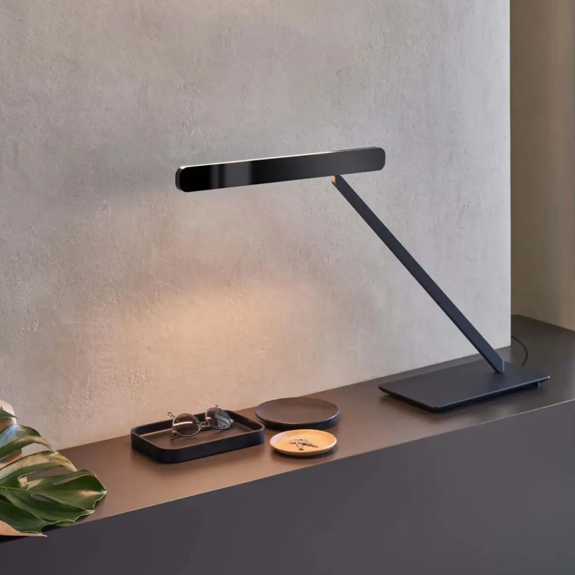 Occhio Taglio tavolo fix "air" Tischleuchte